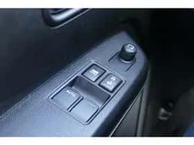 Suzuki Ignis (2021) thumbnail 12