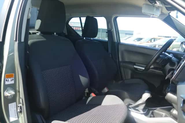 Suzuki Ignis (2023) thumbnail 6