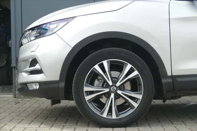Nissan Qashqai (2020) thumbnail 4