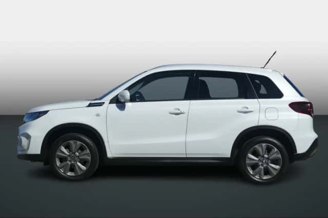 Suzuki Vitara (2023) thumbnail 2