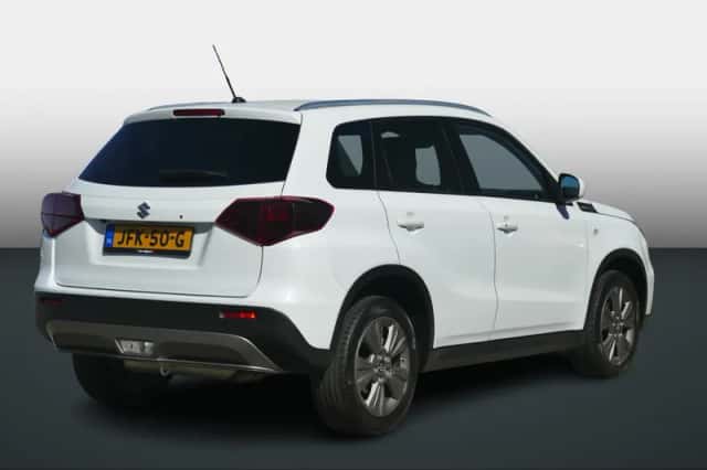Suzuki Vitara (2023) thumbnail 3