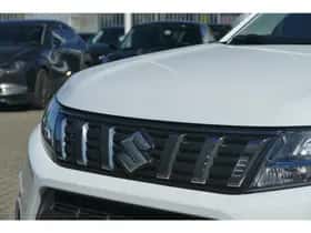 Suzuki Vitara (2023) thumbnail 6