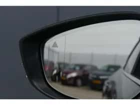 Mazda CX-30 (2021) thumbnail 25