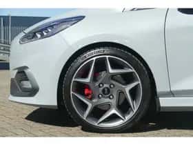 Ford Fiesta (2019) thumbnail 6