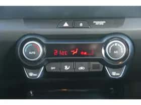 Kia Stonic (2023) thumbnail 23