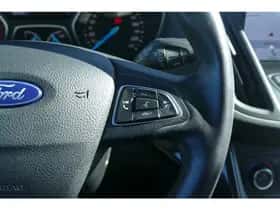 Ford Kuga (2018) thumbnail 18