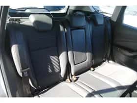 Ford Kuga (2018) thumbnail 9