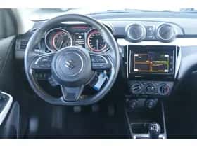 Suzuki Swift (2024) thumbnail 12