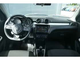 Suzuki Swift (2025) thumbnail 15