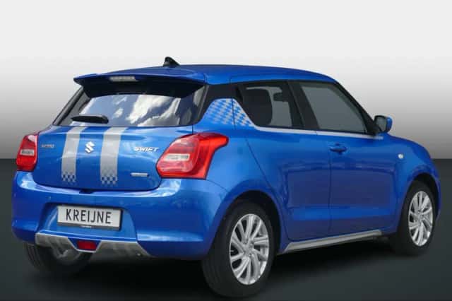 Suzuki Swift (2025) thumbnail 3