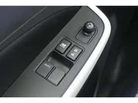 Suzuki Swift (2025) thumbnail 31