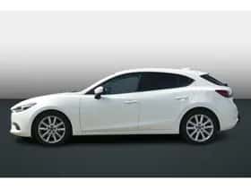 Mazda 3 (2018) thumbnail 2
