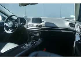 Mazda 3 (2018) thumbnail 8