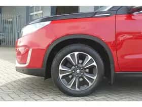 Suzuki Vitara (2019) thumbnail 5