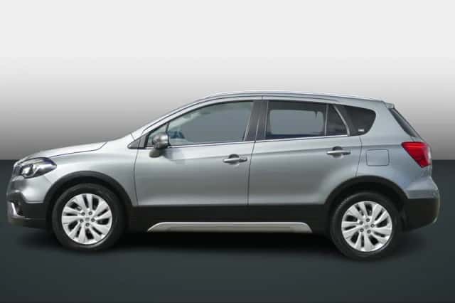 Suzuki S-Cross (2017) thumbnail 2