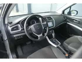 Suzuki S-Cross (2017) thumbnail 7