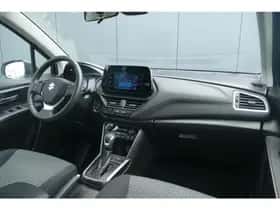 Suzuki S-Cross (2024) thumbnail 8