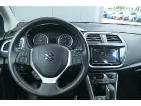 Suzuki S-Cross (2018) thumbnail 12