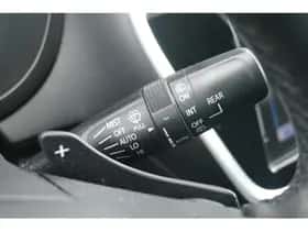 Suzuki S-Cross (2018) thumbnail 17