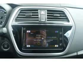 Suzuki S-Cross (2018) thumbnail 22