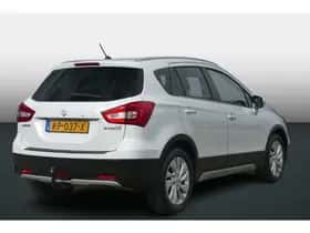 Suzuki S-Cross (2018) thumbnail 4