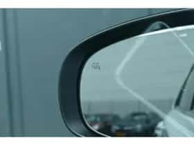 Suzuki S-Cross (2018) thumbnail 31