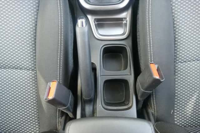 Suzuki Vitara (2023) thumbnail 3