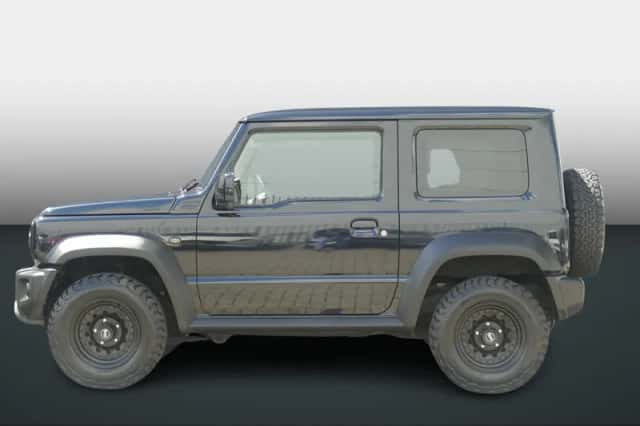 Suzuki Jimny (2019) thumbnail 2