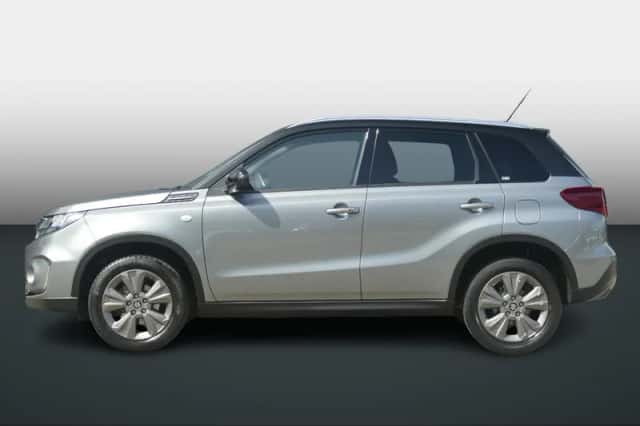 Suzuki Vitara (2021) thumbnail 2