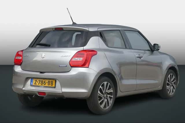 Suzuki Swift (2023) thumbnail 3