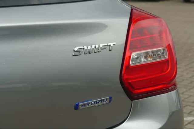 Suzuki Swift (2023) thumbnail 5