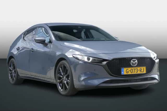 Mazda 3 (2019) thumbnail 2