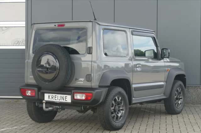 Suzuki Jimny (2020) thumbnail 3