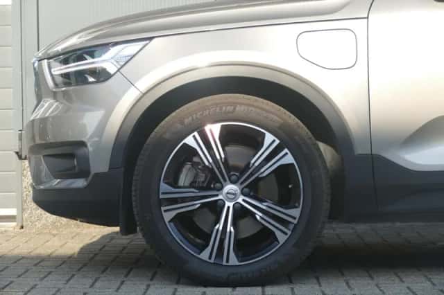 Volvo XC40 (2021) thumbnail 5