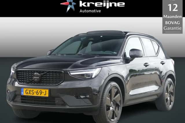 Volvo XC40 (2025) thumbnail 1