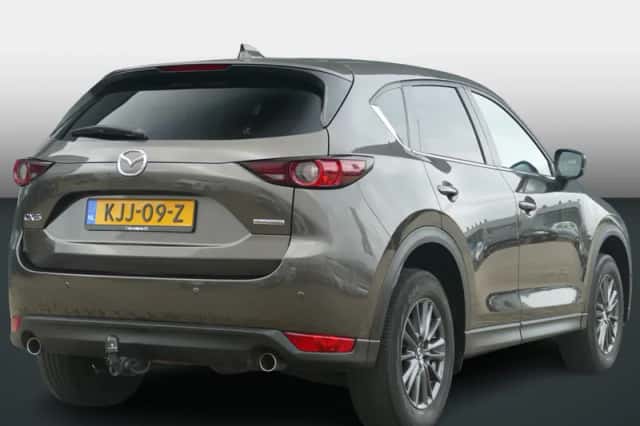 Mazda CX-5 (2021) thumbnail 3
