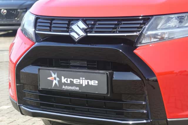 Suzuki Vitara (2025) thumbnail 6