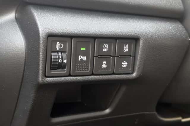 Suzuki S-Cross (2025) thumbnail 11
