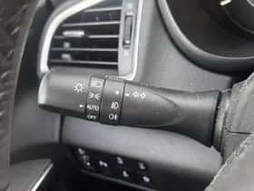 Suzuki S-Cross (2025) thumbnail 12