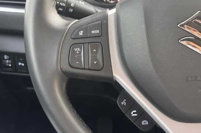 Suzuki S-Cross (2025) thumbnail 13
