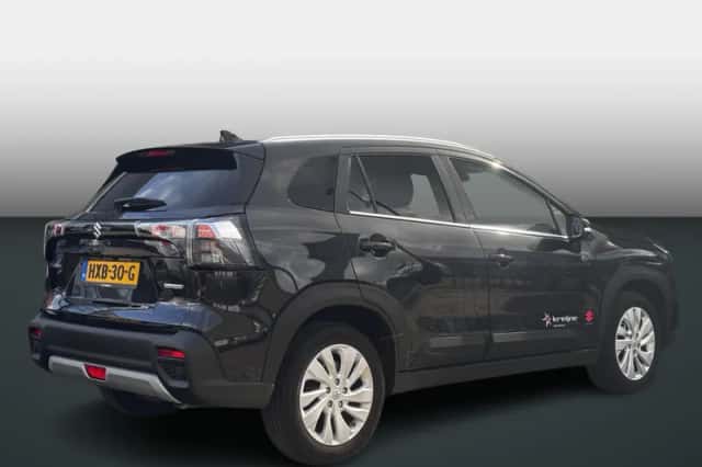 Suzuki S-Cross (2025) thumbnail 3