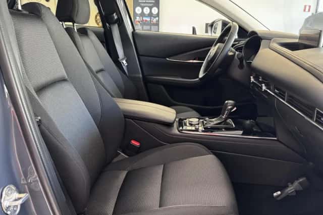 Mazda CX-30 (2024) thumbnail 6