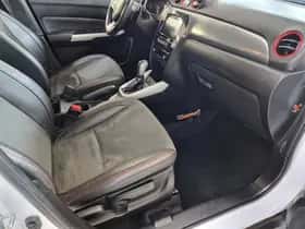 Suzuki Vitara (2017) thumbnail 9