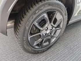 Suzuki Ignis (2023) thumbnail 5