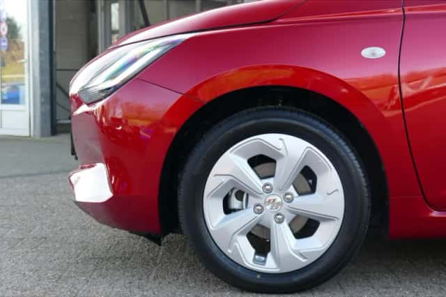 Suzuki Swift (2026) thumbnail 4
