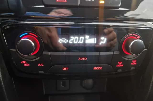 Suzuki Vitara (2023) thumbnail 14