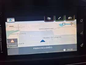 Suzuki Vitara (2023) thumbnail 16