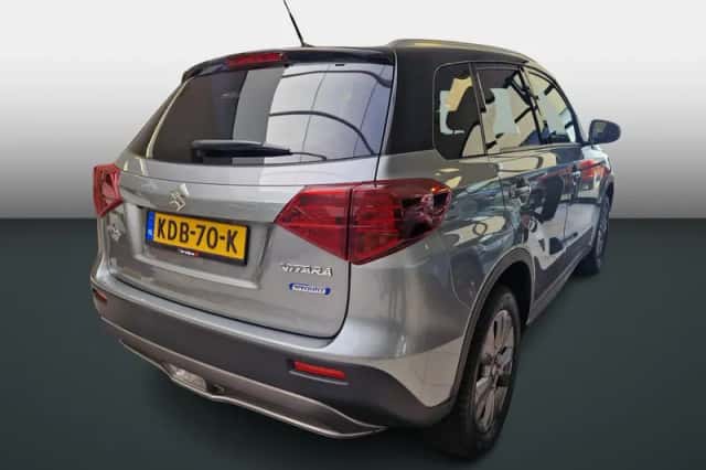 Suzuki Vitara (2023) thumbnail 3