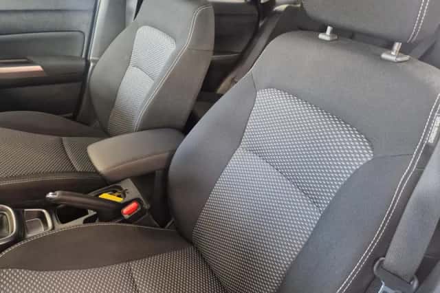 Suzuki Vitara (2023) thumbnail 5