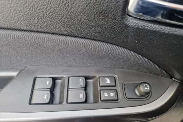 Suzuki Vitara (2023) thumbnail 9
